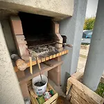 200m2 Avec Piscine Chauffee & & Sauna & Kota-grill Villa *
