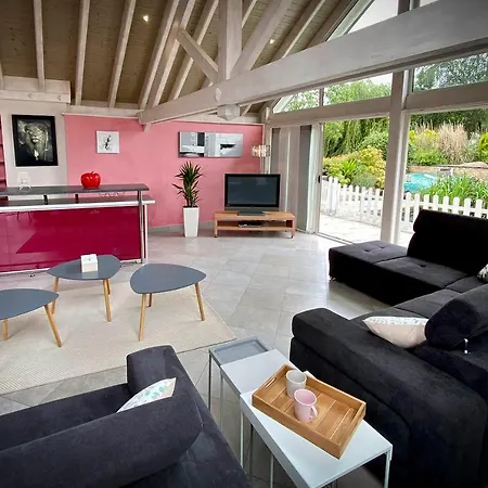 200m2 Avec Piscine Chauffée&spa&sauna&kota-grill Villa *