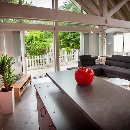 Vila 200m2 Avec Piscine Chauffee & & Sauna & Kota-grill *