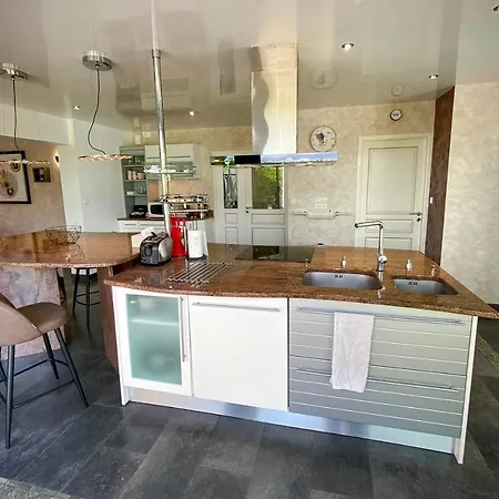 Βίλα 200m2 Avec Piscine Chauffee & & Sauna & Kota-grill