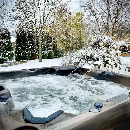 200m2 Avec Piscine Chauffee & & Sauna & Kota-grill Laval-sur-Vologne