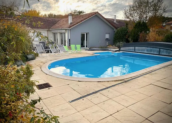 200m2 Avec Piscine Chauffee & & Sauna & Kota-grill Laval-sur-Vologne